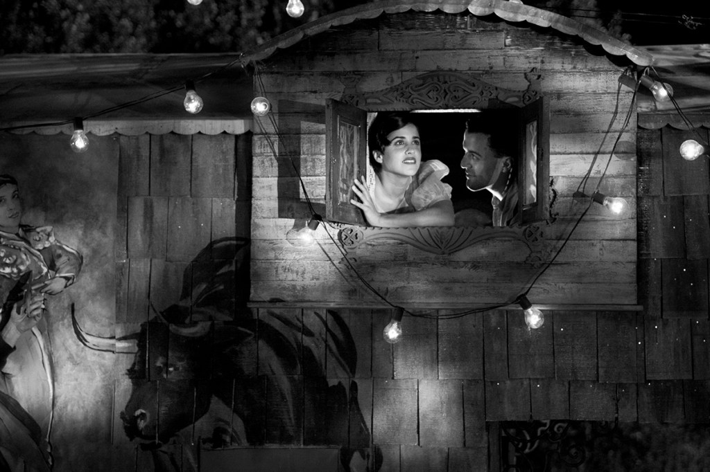 Frames in Focus: Blancanieves (Berger,&nbsp;2012)